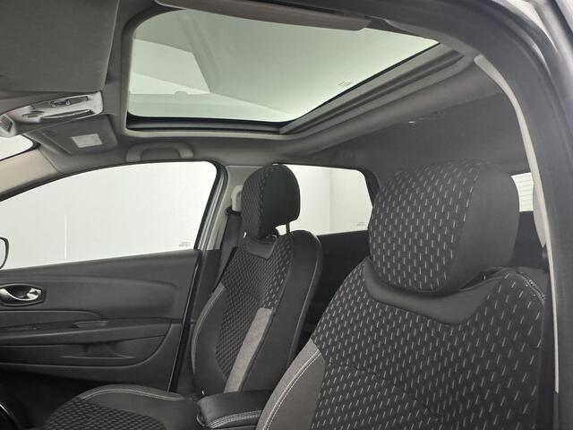 Renault CAPTUR 1.3 TCe 150 Intens | Pano | Trekhaak | Camera |