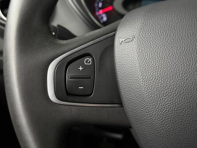 Renault CAPTUR TCe 90 Limited | Navigatie | Parkeersensoren | Cruise Control |