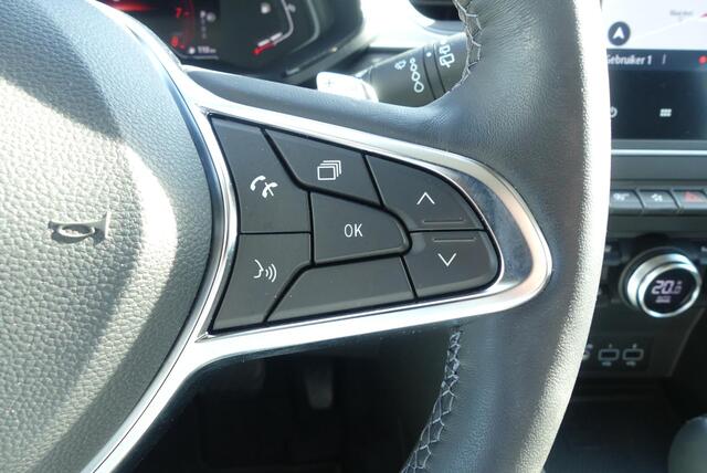 Renault CAPTUR 1.3 TCe 140 Intens ADAPTIEVE CRUISE, CLIMA, NAVI, WINTER PACK, PDC V&A, 14.781KM