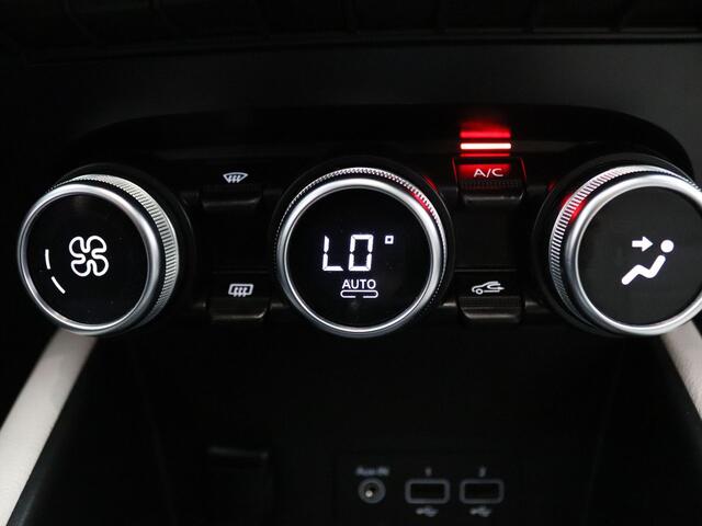 Renault CAPTUR TCe 155pk Initiale Paris EDC/AUTOMAAT 360° Camera | Adapt. Cruise | Parkeersens. v+a | Stoel-/stuurverw. | Panoramadak