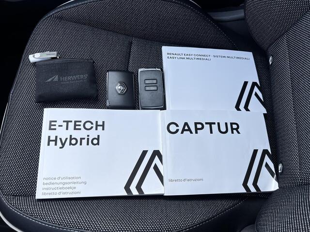 Renault CAPTUR 1.6 E-Tech Hybrid 145 Intens / Dealer onderhouden / Achteruitrijcamera / Parkeersensoren V+A / Navigatie via Apple Carplay Android / Climate Control / DAB /