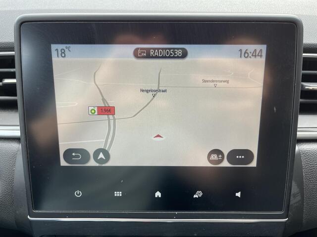 Renault CAPTUR 1.3 mild hybrid 140 techno / Achteruitrijcamera / Parkeersensoren voor en achter / Apple Carplay & Android Auto / Keyless Entry & Start / Cruise- en Climate Control