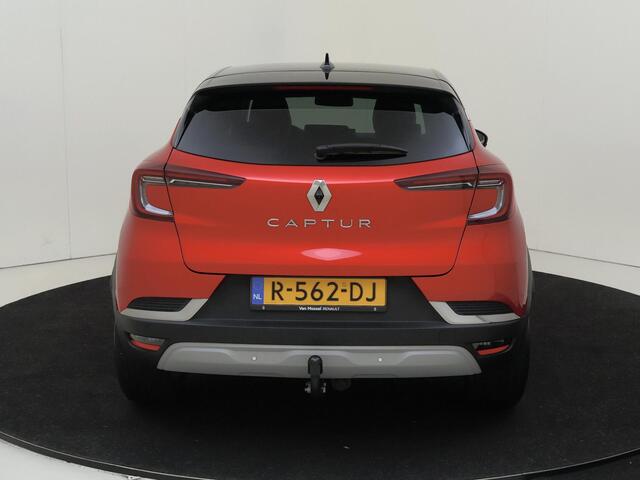 Renault CAPTUR 1.3 TCe 140PK Intens | Trekhaak | Navigatie 9,3" | Achteruitrijcamera | Climate Control | Carplay | LED Koplampen