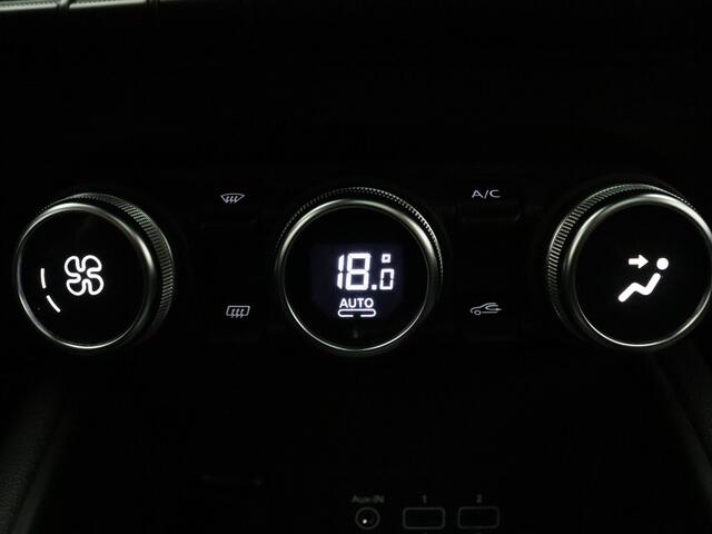 Renault CAPTUR 160pk E-Tech Plug-in Hybrid Intens Camera | Adapt. Cruise | Navi | Parkeersens. v+a | Stuurverw. | Panoramadak