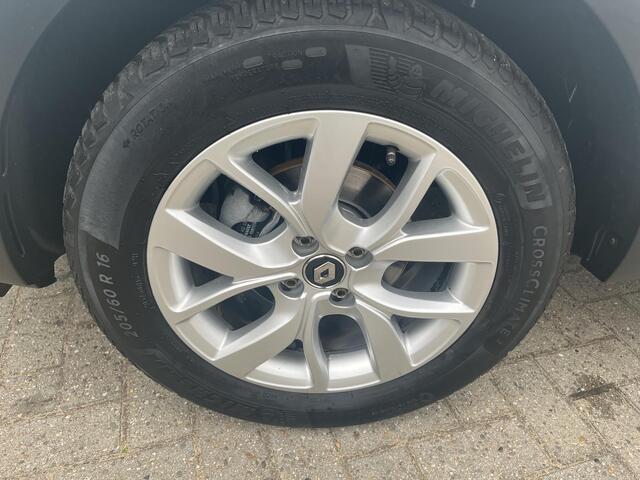Renault CAPTUR 0.9 TCe Limited / NAVIGATIE / CAMERA / PARKEERSENSOREN / ALL SEASON BANDEN / LICHTMETALEN VELGEN