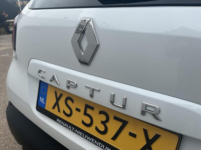 Renault CAPTUR 0.9 TCe Limited / NAVIGATIE / CAMERA / PARKEERSENSOREN / ALL SEASON BANDEN / LICHTMETALEN VELGEN