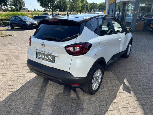 Renault CAPTUR 0.9 TCE INTENS 90PK AIRCO NAVI PDC LMV