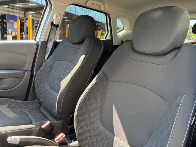Renault CAPTUR 0.9 TCE INTENS 90PK AIRCO NAVI PDC LMV
