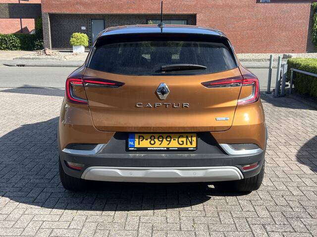 Renault CAPTUR 1.6 E-Tech Hybrid 145 Automaat Intens Navigatie Camera Clima + Cruise Control Lmv Dab Carplay Keyless Parkeersensoren V+A NL Auto