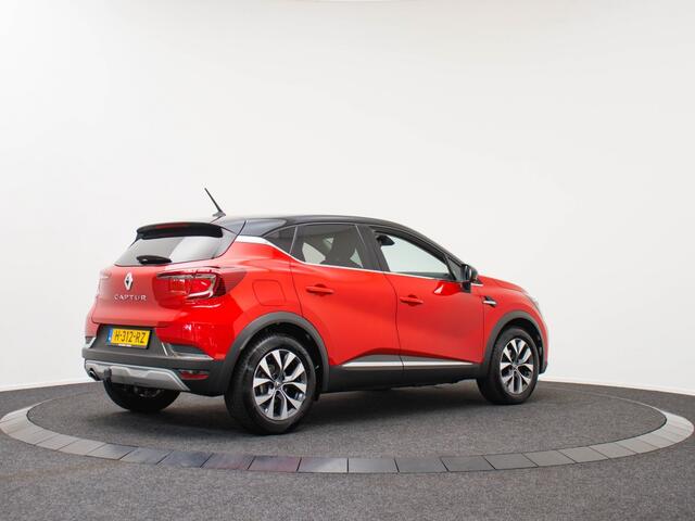 Renault CAPTUR 1.3 TCe Intens | Trekhaak | Stoelverwarming | All-seasons