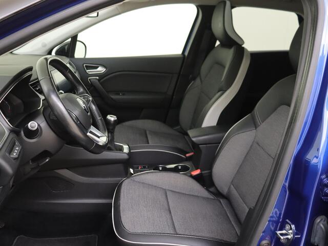 Renault CAPTUR 1.0 TCe 100 Intens | Schuif-/kanteldak | Navigatie | Achteruitrijcamera | Parkeersensoren | Climate Control