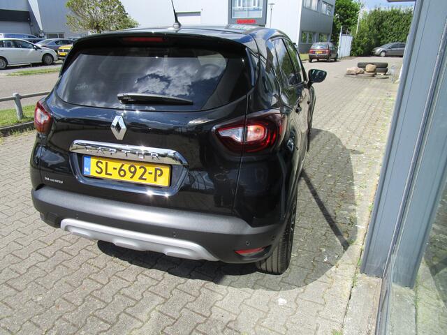 Renault CAPTUR 0.9 TCe Intens Clima Camera Navi