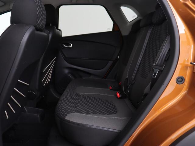 Renault CAPTUR 1.3 TCe Intens | 61.400km NAP | Automaat | Camera | Trekhaak | Carplay | Full LED | Keyless | Navigatie | Climate control