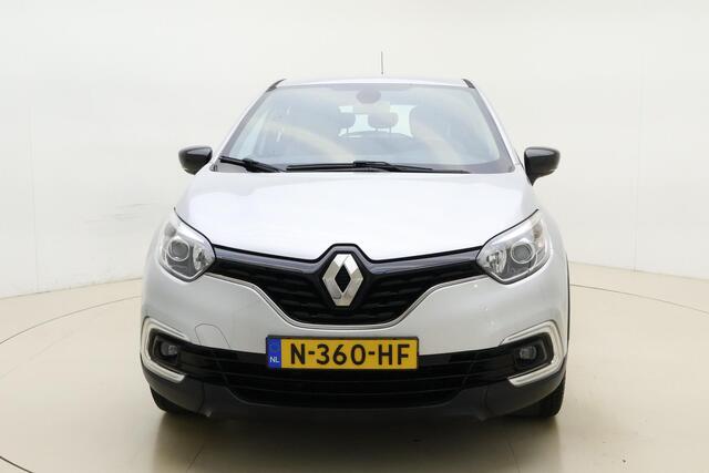 Renault CAPTUR 0.9 TCe Limited Navigatie | Trekhaak | 1200 KG Trekgewicht | Cruise Control | Start/Stop Knop | Lichtmetalen Velgen | Parkeer Sensoren Achter |