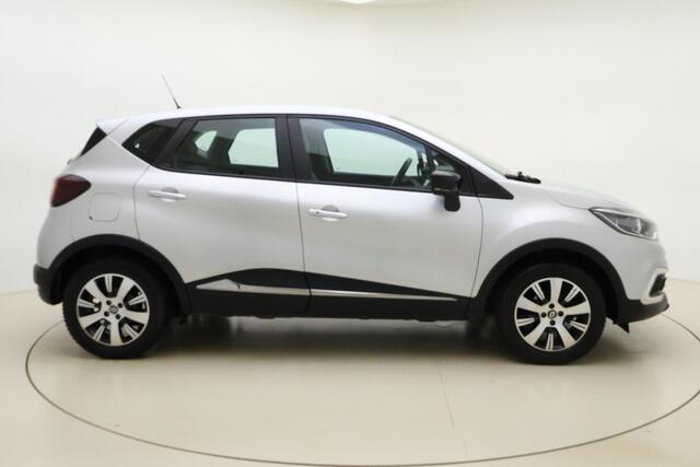Renault CAPTUR 0.9 TCe Limited Navigatie | Trekhaak | 1200 KG Trekgewicht | Cruise Control | Start/Stop Knop | Lichtmetalen Velgen | Parkeer Sensoren Achter |