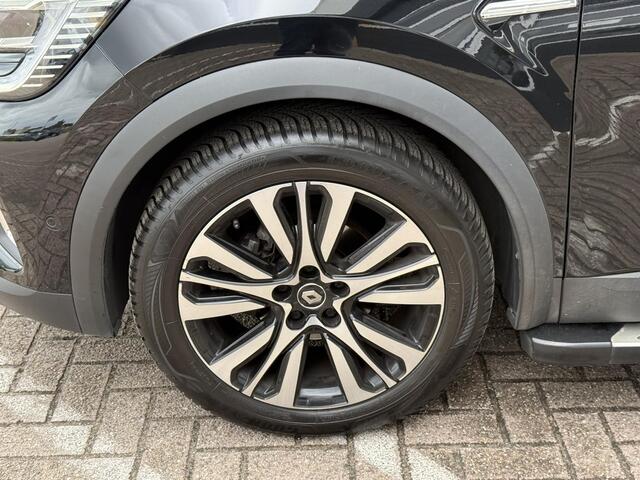 Renault CAPTUR 1.3 TCe 155 Initiale Paris | Trekhaak | Glazen schuif-kantel dak | Bose Audio | 360 graden camera | Leer | Stoel & stuur verwarming |