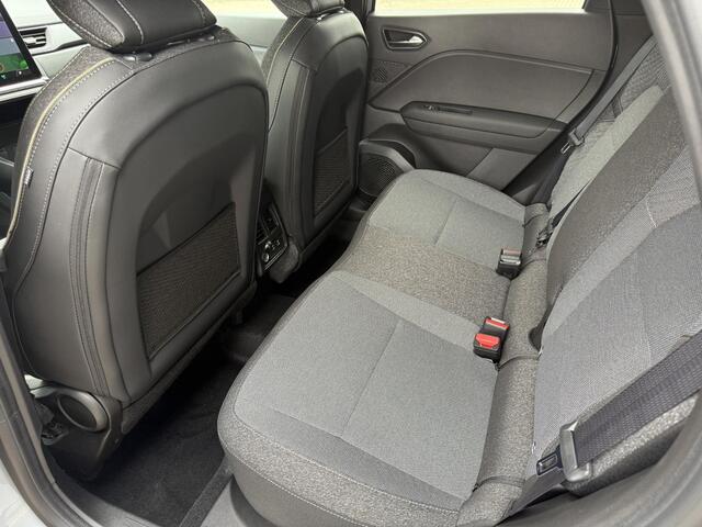 Renault CAPTUR 1.8 E-Tech full hybrid 160 Techno / Direct Leverbaar / Automaat / *NIEUW* / Camera / Cruise Control Adaptief / Apple&Android Carplay
