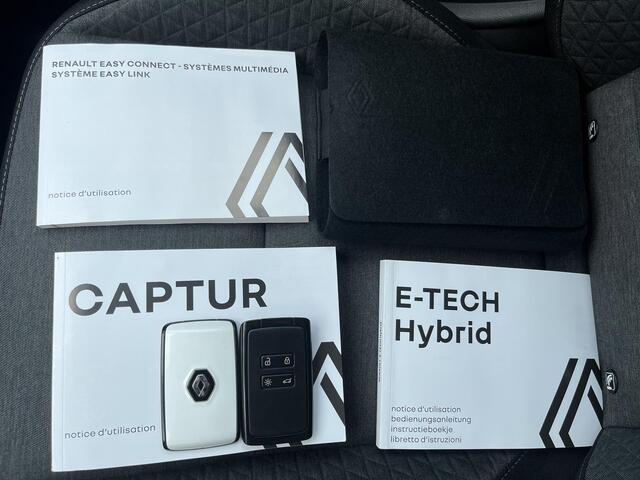Renault CAPTUR 1.6 E-Tech full hybrid 145 evolution Automaat / Dealer onderhouden / Navigatie / Apple Carplay Android / Climate Control / 17" LM wielen met All Season banden /