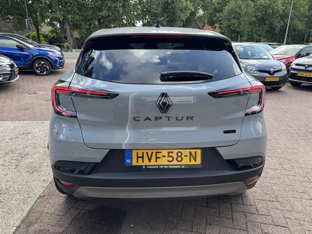 Renault CAPTUR 1.6 E-Tech 145 esprit Alpine+Pack Light&Sound!!