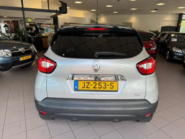 Renault CAPTUR 0.9 TCe Dynamique NW. APK NAVI CAMERA BJ 2016 !!!