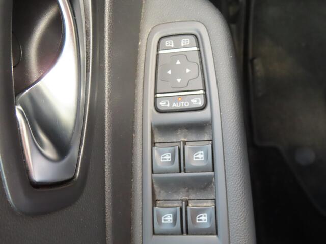 Renault CAPTUR 0.9 TCe Intens*Cruise*Navigatie*EXPORT/EX BPM*