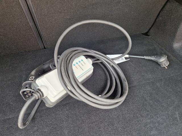 Renault CAPTUR 1.6i e-Tech Plug-in-Hybrid ( slechts 58776km )