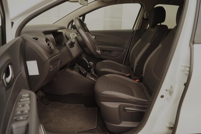 Renault CAPTUR 1.5 dCi 90pk Automaat Intens -NAVI-ECC-PDC-