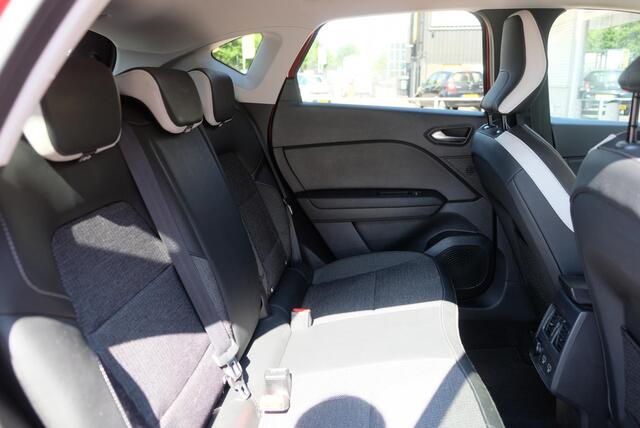 Renault CAPTUR 1.0 TCe 100pk Intens | App connect | Climate | Cruise | PDC