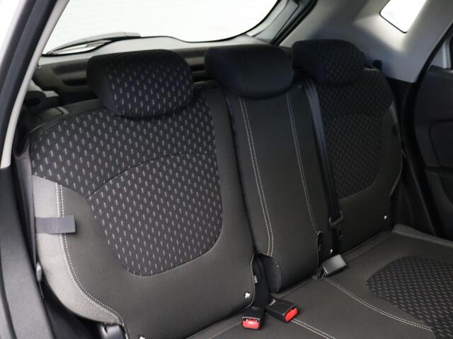 Renault CAPTUR 120pk TCe Bose | Trekhaak | Automaat! | Stoelverwarming | Navigatie |