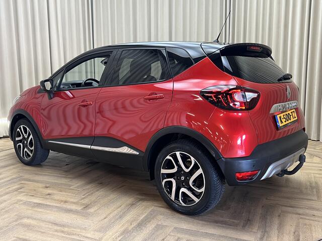 Renault CAPTUR 0.9 TCe Intens *Leder* Stoelverwarming, Trekhaak, Camera, Keyless, PDC V+A, Two-Tone