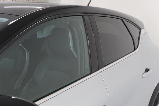 Renault CAPTUR 1.3 TCe 140 Intens | 17'LMV | CRUISE | PDC-V/A | NAVIGATIE | CAMERA | DAB-RADIO | KEYLESS | LED |
