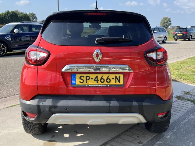 Renault CAPTUR 1.2 TCe Intens / Dealer onderhouden / Automaat / 1e. eigenaar / Door ons geleverd / Camera / PDC V+A / 17'' LMV /