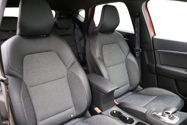 Renault CAPTUR 1.6 E-Tech Hybrid 145 Rive Gauche Automaat | Navigatie | Climate control | Keyless | Zwart dak | Extra getint glas | Lichtmetalen velgen Black | Parkeersensoren | Cruise control