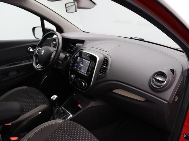 Renault CAPTUR TCe 90pk Intens | Achteruitrijcamera | Trekhaak | Dealer Onderhouden |