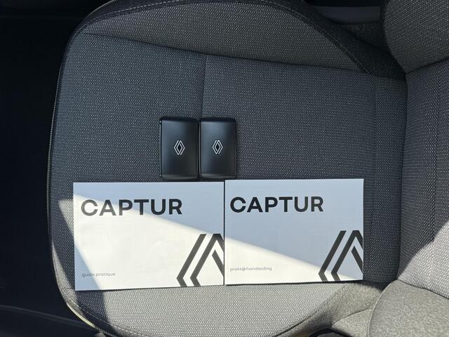 Renault CAPTUR 1.8 E-Tech full hybrid 160 techno / Two Tone Gris Rafale / Achteruitrijcamera / Apple Carplay / Adaptieve Cruise Control / Navigatie / Donkere Hemelbekleding / Multifunctioneel Stuurwiel