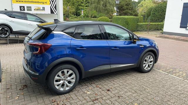 Renault CAPTUR TCe 100 Intens | Dealeronderhouden | Pack Easy Link Navigatie 9'3 inch scherm | All Seasonbanden | Eerste eigenaar |