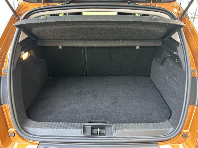 Renault CAPTUR 1.6 E-Tech Plug-in Hybrid 160 Edition One Bose 360 1e eig.