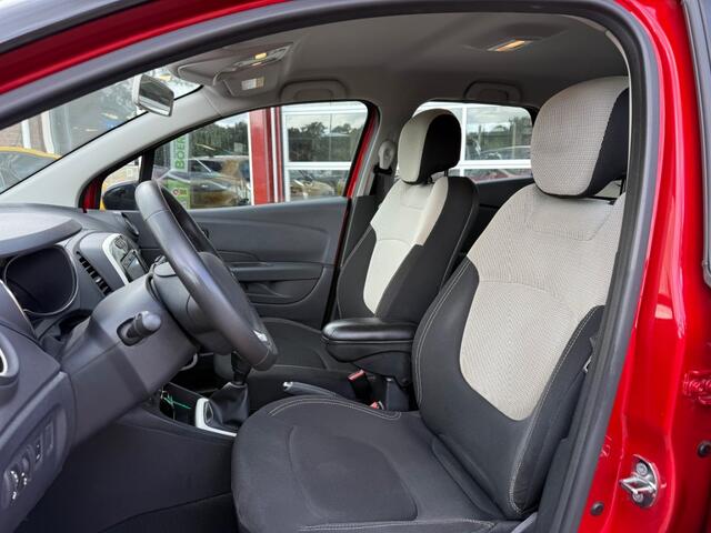 Renault CAPTUR 0.9 TCE ZEN AIRCO/RADIO/NAVI/CRUISE/ENZ. HOGE ZIT en INSTAP