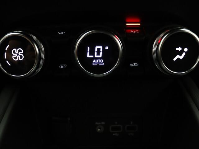 Renault CAPTUR E-Tech hybrid 145pk SL Rive Gauche Automaat Camera | Adapt. Cruise | Navi | Parkeersens. v+a | Stuurverw.