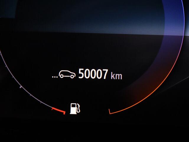 Renault CAPTUR 160pk E-Tech Plug-in Hybrid Initiale Paris Automaat BOSE | 360° Camera | Adapt. Cruise | Parkeersens. v+a | Stoel-/stuurverw. | Trekhaak