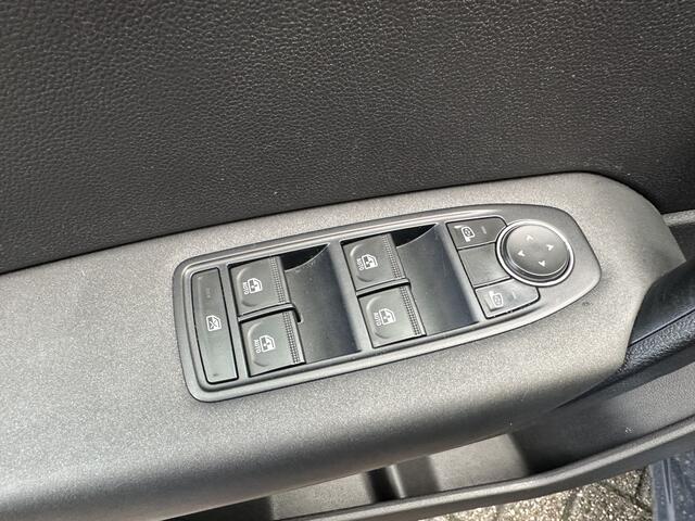 Renault CAPTUR 1.3 TCe 130 Zen | Navi | Lane assist