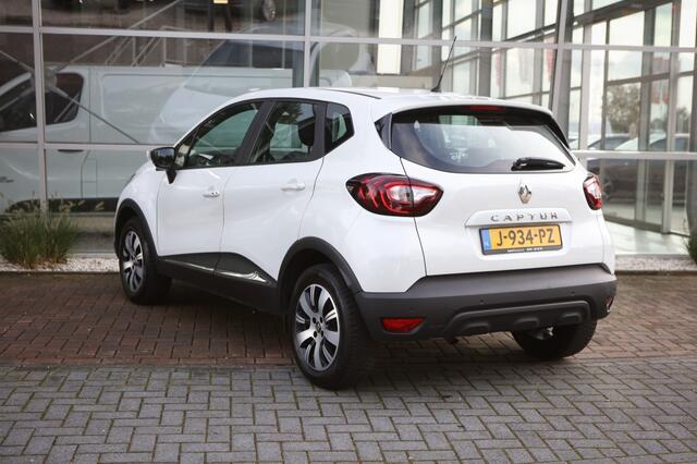 Renault CAPTUR 0.9 TCe Limited | Stoelverwarming | Navi | Cruise |