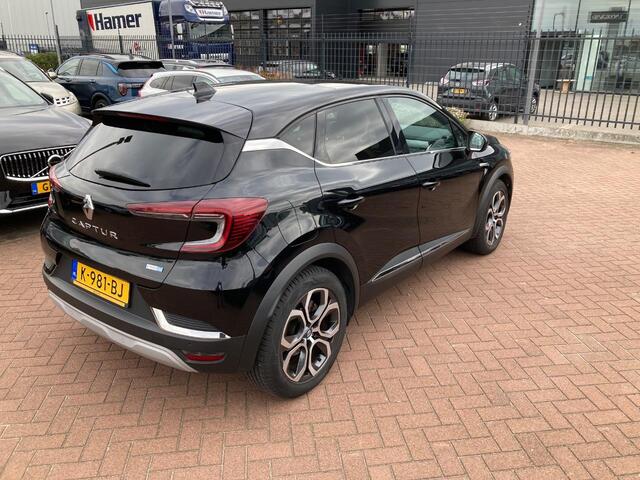 Renault CAPTUR 1.6 E-Tech Plug-in Hybrid 160 Edition One | Panoramadak | Achteruitrijcamera | Trekhaak | LED verlichting | Cruise control | Navigatie | Climate Control | Lichtmetalen velgen