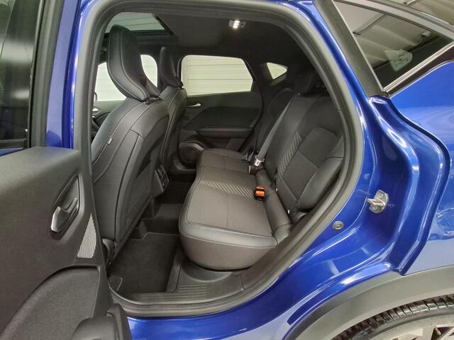 Renault CAPTUR 1.3 mild hybrid 160 esprit Alpine / Elektrisch Schuif/Kanteldak / Elektrisch Verstelbare Stoelen / Bose Audio / Stoelverwarming / Pack Advanced Driving / Pack Navigation / Trekhaak 1200 KG /