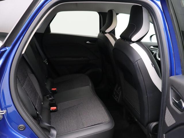 Renault CAPTUR 1.0 TCe 90 Techno | Navigatie | Achteruitrijcamera | Parkeersensoren voor en achter | Climate control |
