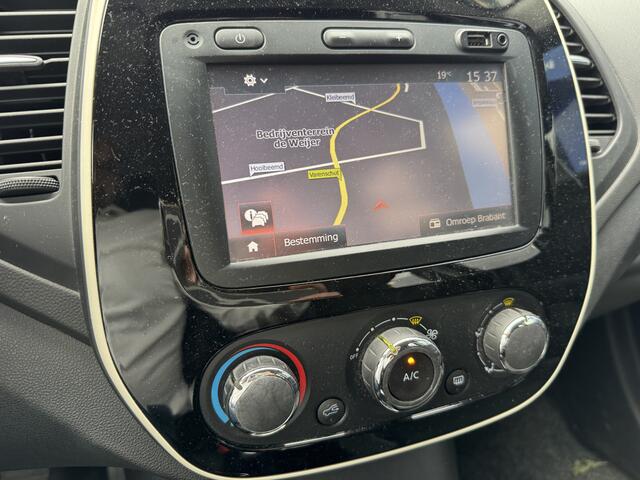 Renault CAPTUR 0.9 TCe Intens Navigatie Achteruitrijcamera Trekhaak info: M.Safari 0492588976