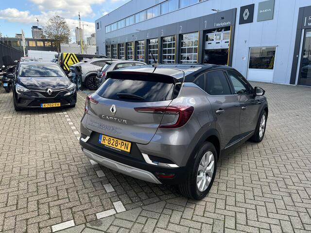 Renault CAPTUR 1.0 TCe 90 Intens / NAVIAGTIE / CAMERA / PARKEERSENSOREN VOOR EN ACHTER / LICHTMETALEN VELGEN 17 INCH