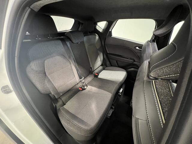 Renault CAPTUR 1.0 TCe 90 techno | Navigatie/Android/Apple Carplay | LM Velgen 18" | Achteruitrijcamera | PDC Voor en Achter | Cruise Control | Airco |