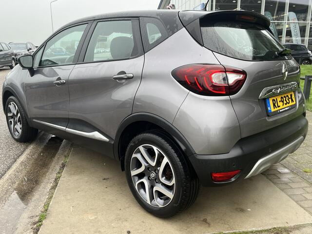 Renault CAPTUR 0.9 TCe Intens / Keyless / Climate / Parkeersensoren. Achter / Cruise / Navi /