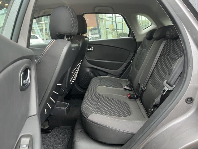 Renault CAPTUR 0.9 TCe Intens / Keyless / Climate / Parkeersensoren. Achter / Cruise / Navi /
